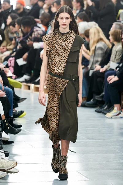 Look 7